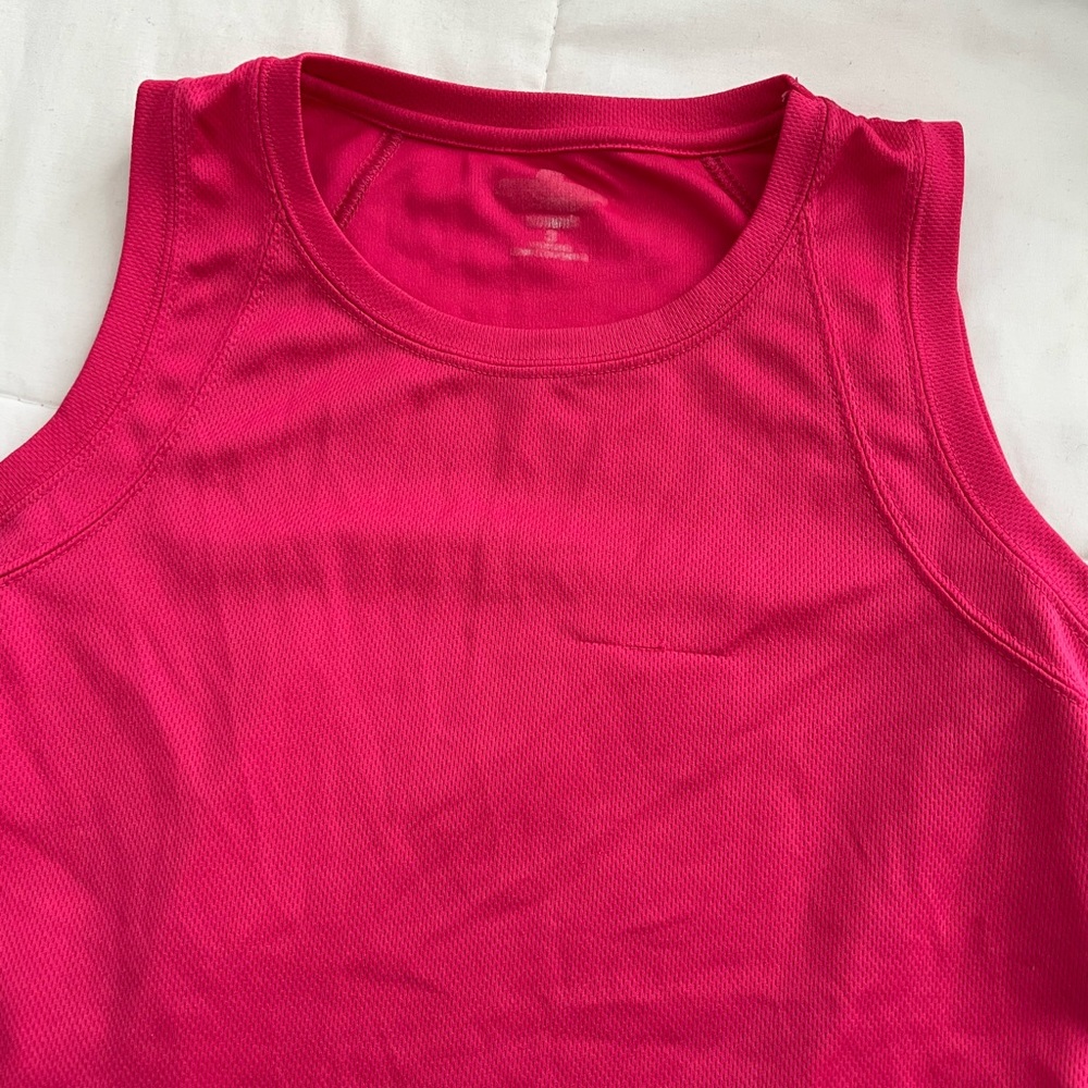 pink sports tank top